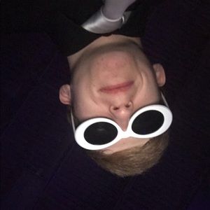 Meet your Posher, Greylon